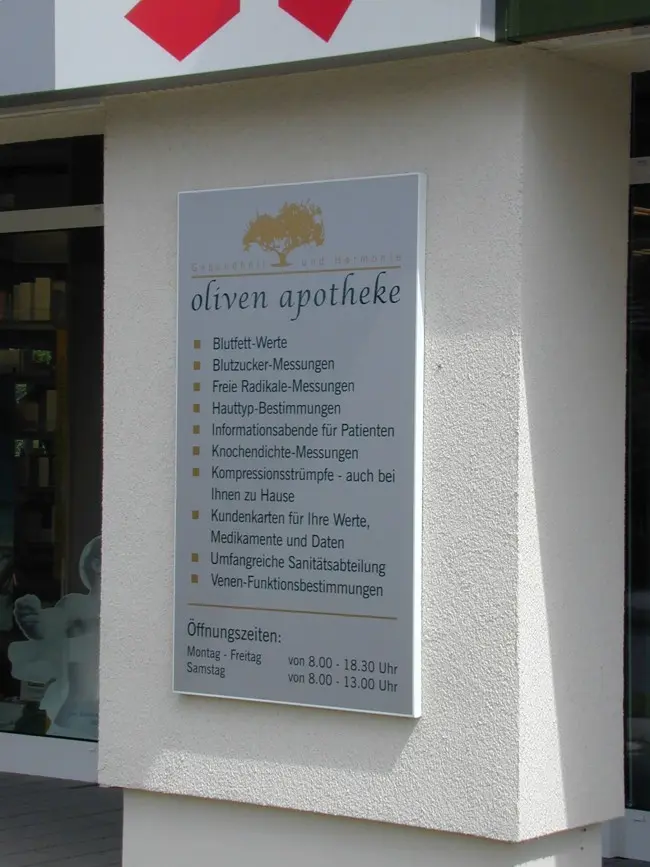 medium_Oliven_Apotheke-min.webp